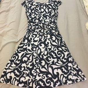 Enfocus studios size 8 filigree dress